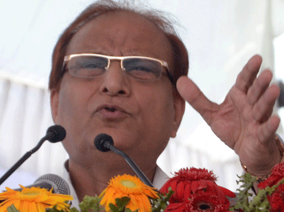 akhilesh yadav wants youth join politics