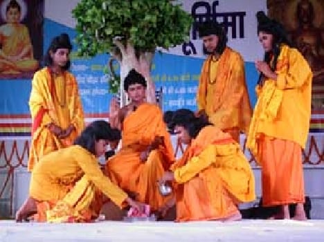 Updeshsthli of flowers Tathagata Mahki