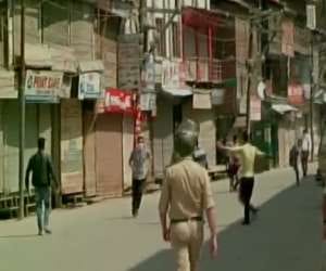stones pelt at congress rally in srinagar