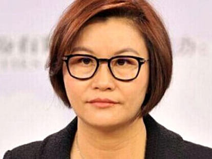 From a worker in glass company to becoming china's richest lady