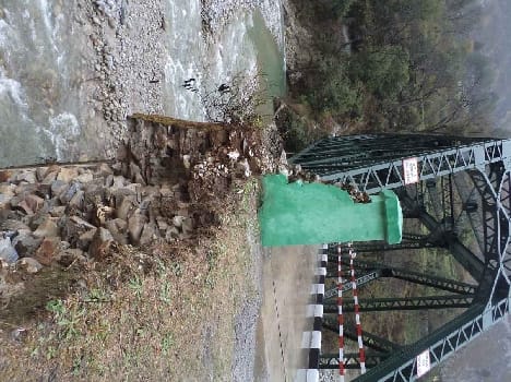 Ramganga bridge connecting two districts at risk