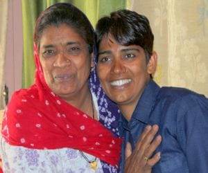 mount everest climber anita kundu returned back from camp