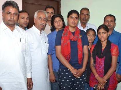 stop himalaya victory campaign due to devastating earthquake in nepal