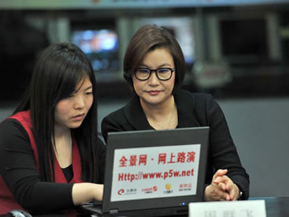 From a worker in glass company to becoming china's richest lady