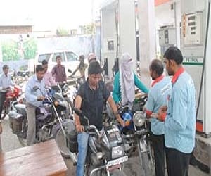 oil delivery in petrol pumps.