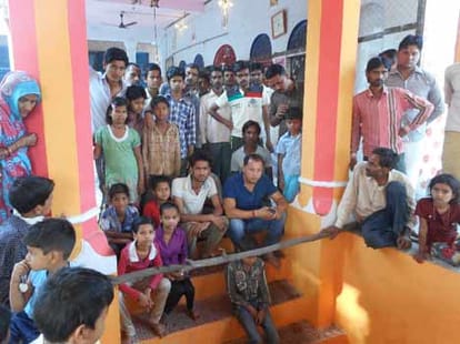 A dog was rounding the Shivling since 30 hours 