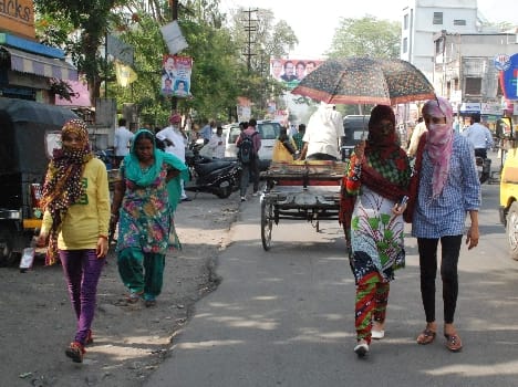 The mercury reached 38.5 degrees Celsius