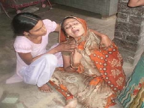 Uncontrollable truck crushed the innocent , death