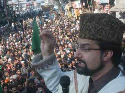 Mirwaiz placed under house arrest on eve of Bijbehara rally