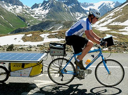 Solar-Powered E-Bike Has a 30-Mile Range