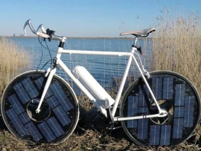 Solar-Powered E-Bike Has a 30-Mile Range