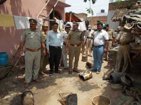 Kanjd settlement raided , five arrested