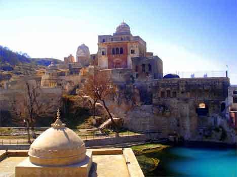 katasraj temple of pakistan