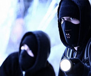 husband wife robbed on gun point.