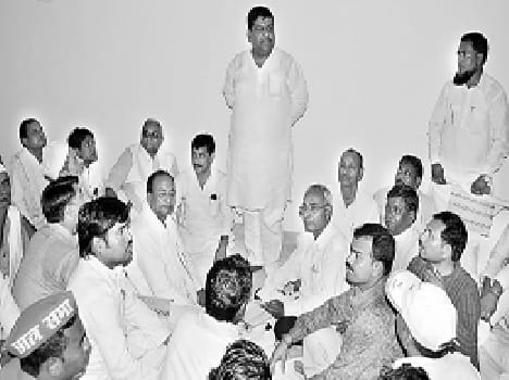 DM and SP are unhappy with Sp workers