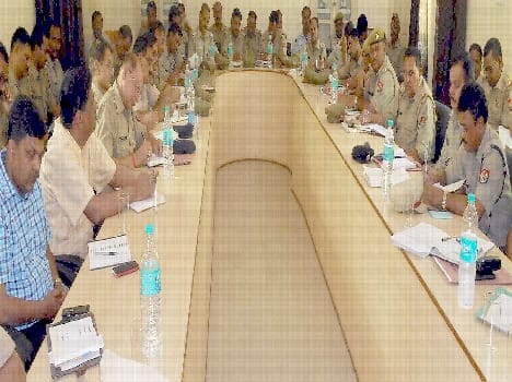 End factionalism in police stations Bring a change of conduct