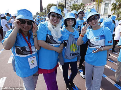  chinese billionaire takes 6400 employees on trip to france