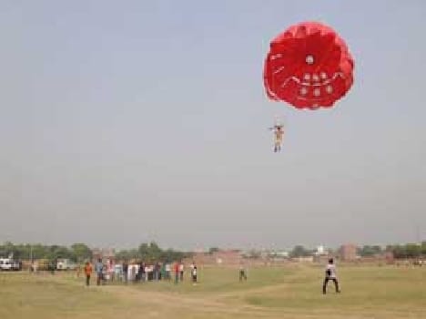 Paraceling Camp In Varanasi