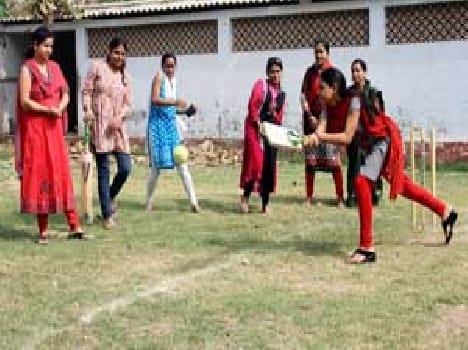  Mothers day ON Mamay-Papa lig ladies Won the match