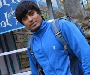 nepal earthquake, mount everest avalanch related story