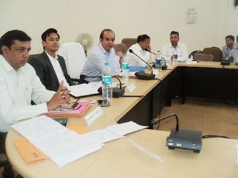 District Collectors of the board meeting of the Kumaon Commissioner