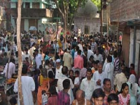 The procession then returned Ghazi Miyan