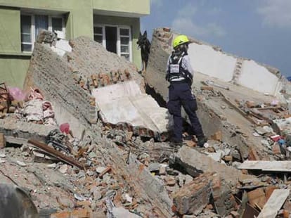 three big earthquake impact on indian-eurasian plate