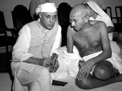 Nehru and his grandfathers' wikipedia pages mischievously altered using a government IP address