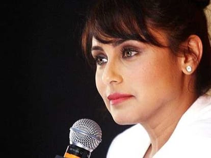 Why bollywood actresses have to substract fee!