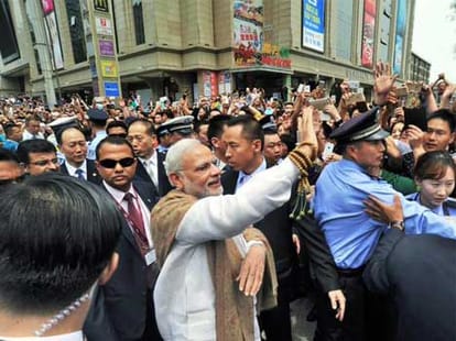 know Modi and Shi, so alike  so different ?