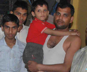 Monkeys attacks boy in ghaziabad sihani
