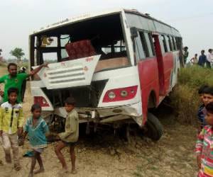 18 people injured in an accident in Behraich.