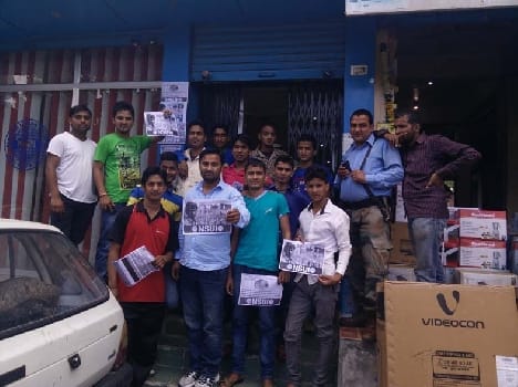 NSUI workers perform