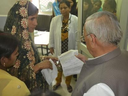 Surprise visit of health minister in a hospital