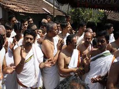 village were people speak in sanskrit