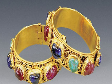 Hallmark gold selling in India is not pure