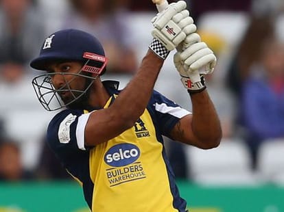 alex hales hits 6 sixes in a row at t20 cricket  