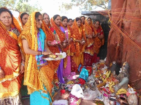 The women of the banyan tree worship