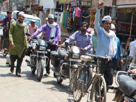 Wheeler pulled by hand expressed opposition
