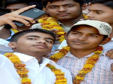 Result hundred per cent of high school seven prisons