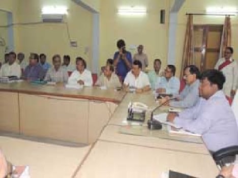 Lack of medicines at health centers received either action
