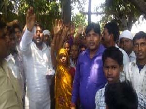 Farmers demonstrate