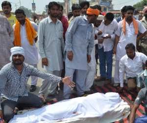 akali leader hits two peole, died at the spot at moga