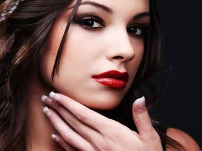 fake makeup products contains human urine and rat's droppings
