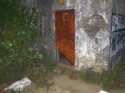 Woman's dead body found in a box.