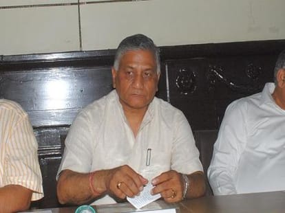 lalu yadav's reaction on statement of general vk singh