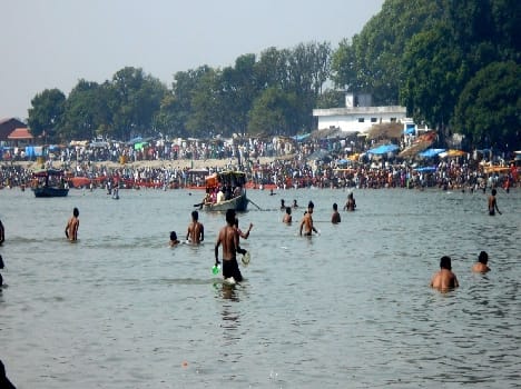 ganga main doobnai sai saat ki maut, do laapta