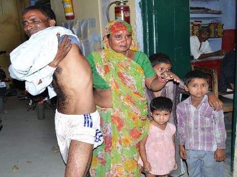 Satyagrahi couple drove by the Home Guards