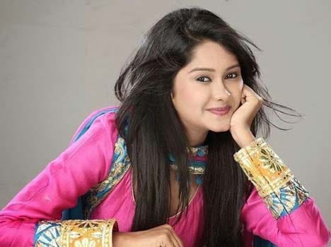 Kanchi Singh in a car accident
