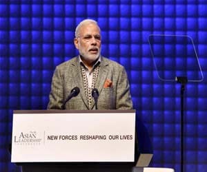 narendra modi government is providing job opportunity to people?